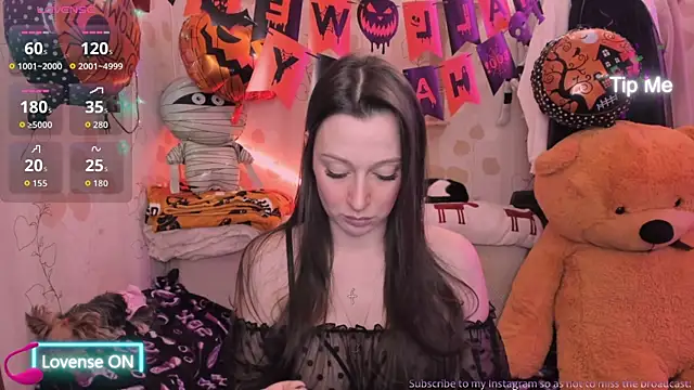 Lilly Black88888 online show from October 2025 06:30:01 PM