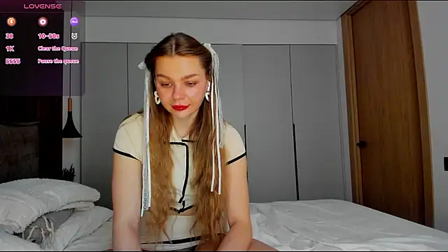 Molly sweetie online show from February 2026 08:02:02 AM