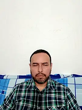 Snapshot of ElSunEagle chatting on October 2025 03:58:02 AM ElSunEagle online show from October 2025 03:58:02 AM