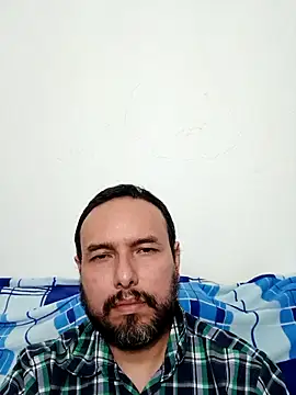 Snapshot of ElSunEagle chatting on October 2025 04:20:01 AM ElSunEagle online show from October 2025 04:20:01 AM