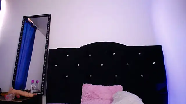 sweet skylove  online show from February 2026 09:10:01 PM