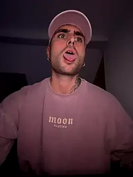 Snapshot of itsmehoneyhm chatting on September 2025 09:30:01 PM itsmehoneyhm online show from September 2025 09:30:01 PM