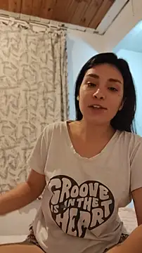 Snapshot of POLARYZ chatting on May 2026 01:34:01 AM POLARYZ online show from May 2026 01:34:01 AM