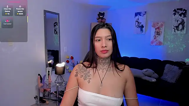 Snapshot of LouaneBourVip chatting on March 2025 12:50:02 PM LouaneBourVip online show from March 2025 12:50:02 PM