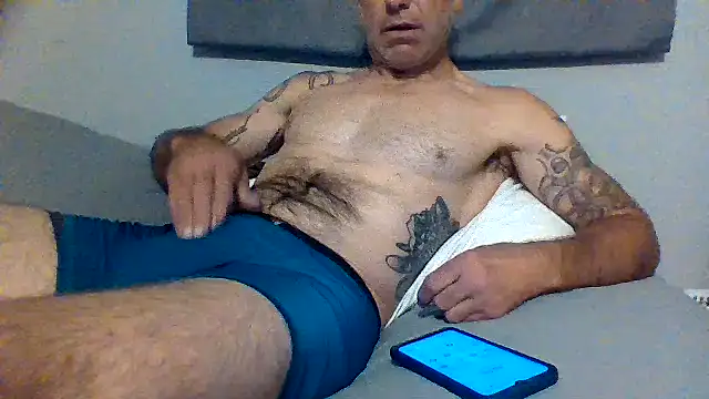 Pcsammy73 online show from April 2026 03:06:01 PM