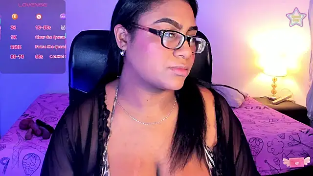 BlakmillerrGilson online show from April 2026 07:31:02 PM