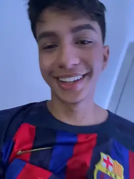 Snapshot of Leonarrrd_01 chatting on January 2025 03:12:02 AM Leonarrrd 01 online show from January 2025 03:12:02 AM