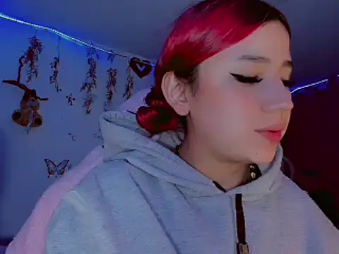 madisonx17 online show from February 2025 02:29:02 AM