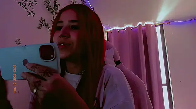 madisonx17 online show from March 2025 05:06:01 PM