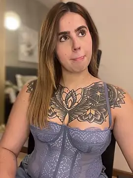 Snapshot of ValerieHilton chatting on December 2024 09:58:02 PM ValerieHilton online show from December 2024 09:58:02 PM