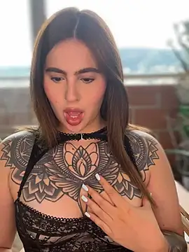 Snapshot of ValerieHilton chatting on February 2025 09:51:01 PM ValerieHilton online show from February 2025 09:51:01 PM