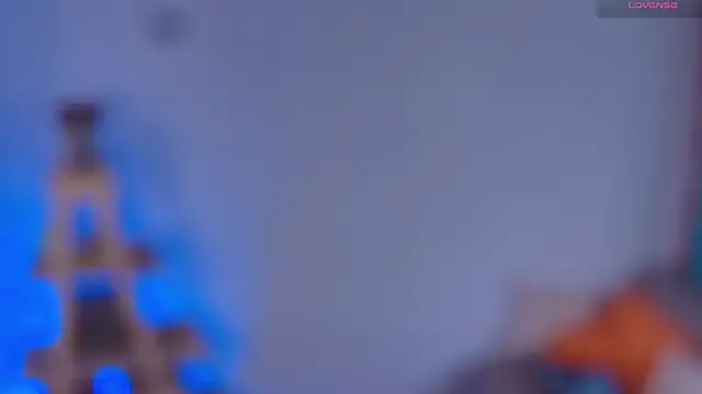 Lucy Princes online show from February 2025 03:45:01 AM