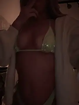 Snapshot of SonyaD_ chatting on February 2025 02:44:02 AM SonyaD online show from February 2025 02:44:02 AM