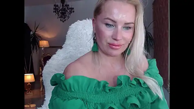 Snapshot of eyesangel22 chatting on January 2025 11:43:02 AM eyesangel22 online show from January 2025 11:43:02 AM