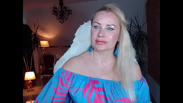 Snapshot of eyesangel22 chatting on January 2025 11:45:02 AM eyesangel22 online show from January 2025 11:45:02 AM