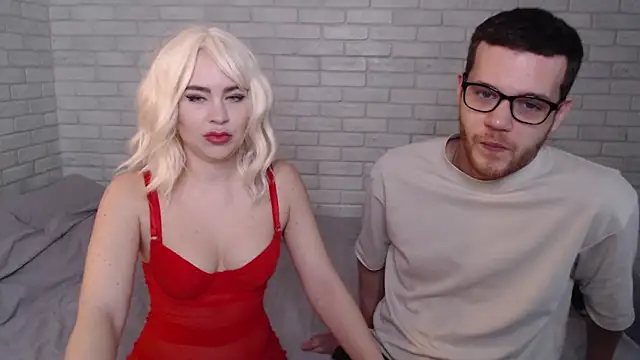 Snapshot of Fuckyoursecretary69 chatting on March 2025 10:45:01 AM Fuckyoursecretary69 online show from March 2025 10:45:01 AM