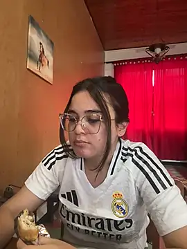 CamilaSofiia online show from April 2026 09:59:02 PM
