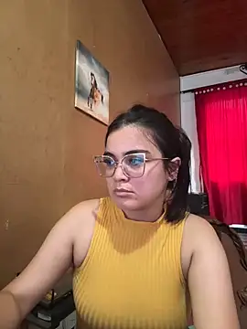 CamilaSofiia online show from April 2026 10:01:01 PM