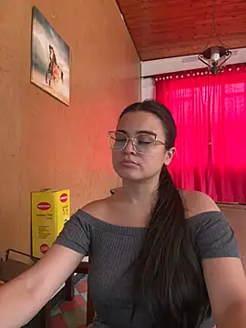 CamilaSofiia online show from May 2026 07:19:01 PM