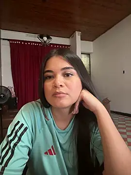 CamilaSofiia online show from May 2026 01:36:02 AM