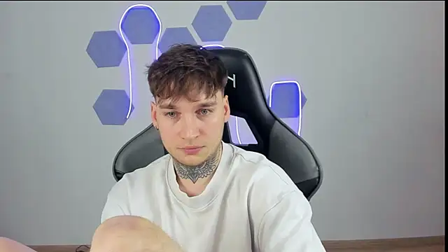 Snapshot of Chris_Tyson chatting on December 2024 11:56:02 PM Chris Tyson online show from December 2024 11:56:02 PM