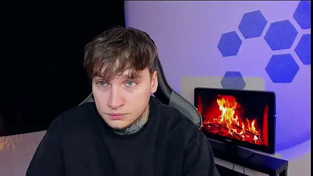 Snapshot of Chris_Tyson chatting on February 2025 10:39:01 PM Chris Tyson online show from February 2025 10:39:01 PM