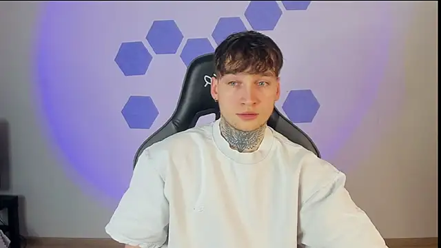 Snapshot of Chris_Tyson chatting on March 2025 01:34:02 AM Chris Tyson online show from March 2025 01:34:02 AM