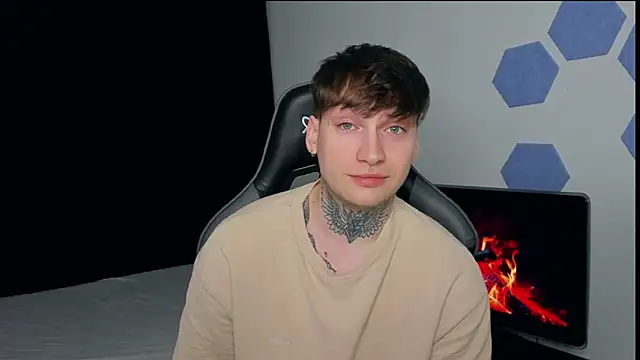 Snapshot of Chris_Tyson chatting on March 2025 02:03:02 AM Chris Tyson online show from March 2025 02:03:02 AM