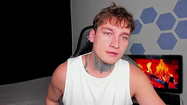 Snapshot of Chris_Tyson chatting on September 2025 01:51:02 AM Chris Tyson online show from September 2025 01:51:02 AM