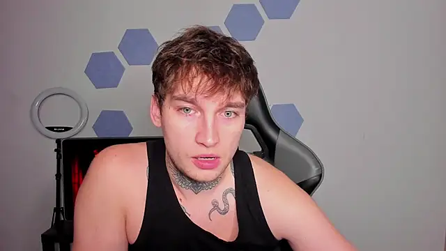 Snapshot of Chris_Tyson chatting on October 2025 09:33:01 PM Chris Tyson online show from October 2025 09:33:01 PM