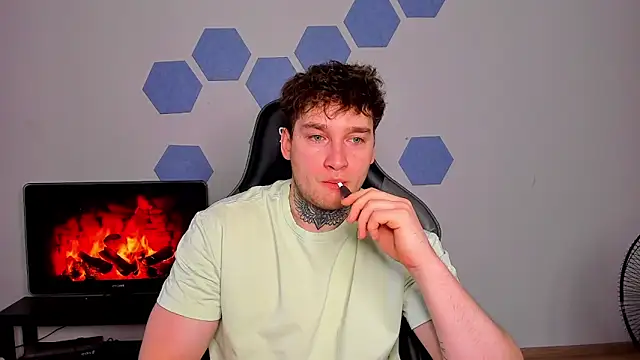 Snapshot of Chris_Tyson chatting on March 2026 09:20:01 AM Chris Tyson online show from March 2026 09:20:01 AM