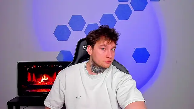 Snapshot of Chris_Tyson chatting on April 2026 08:56:02 AM Chris Tyson online show from April 2026 08:56:02 AM