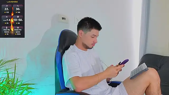 EdwardRoss  online show from March 2026 09:22:02 PM