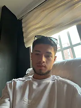 EdwardRoss  online show from July 2026 08:06:02 PM