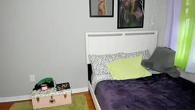 Snapshot of Persiasparadise chatting on December 2024 09:13:02 PM Persiasparadise online show from December 2024 09:13:02 PM