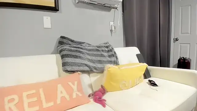 Snapshot of Persiasparadise chatting on November 2025 02:33:01 AM Persiasparadise online show from November 2025 02:33:01 AM