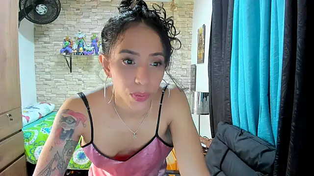 kaiagerbes3 online show from September 2025 11:38:01 PM