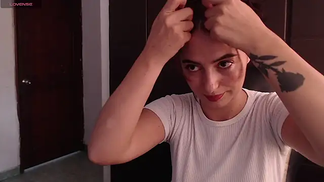 Kate lorens9 online show from December 2024 06:20:02 PM