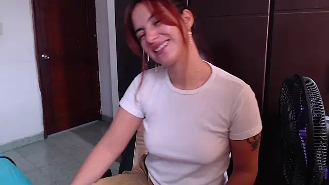 Kate lorens9 online show from January 2025 05:00:02 PM