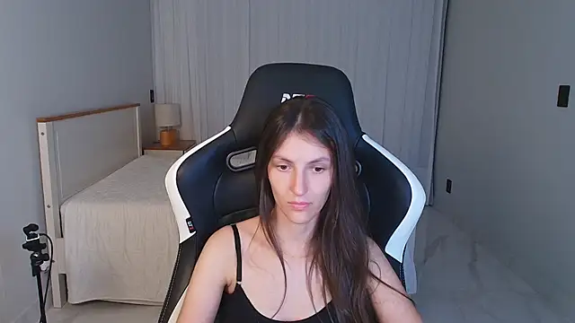 upssnowy online show from April 2026 12:06:01 AM