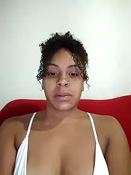 Julia Pretinha online show from May 2026 01:21:01 AM