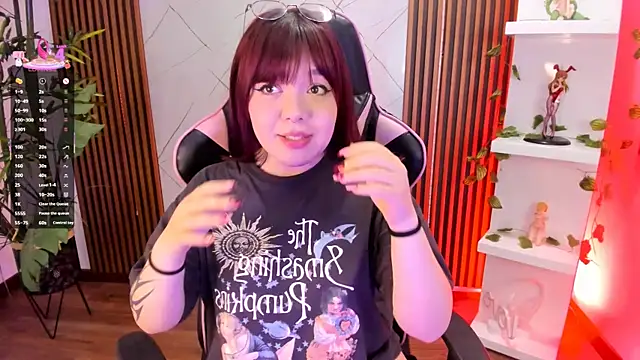 Fluffy Bubble21 online show from March 2025 04:19:01 AM