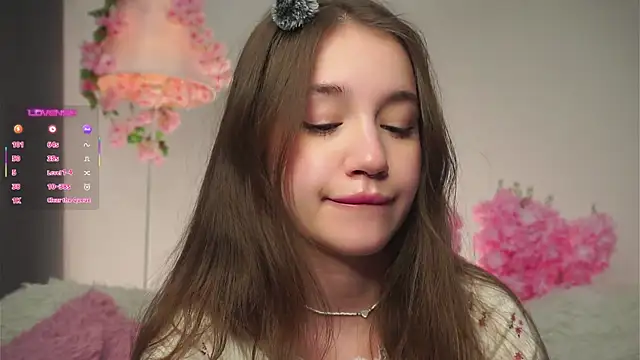 AmiLewis online show from October 2025 01:06:01 AM