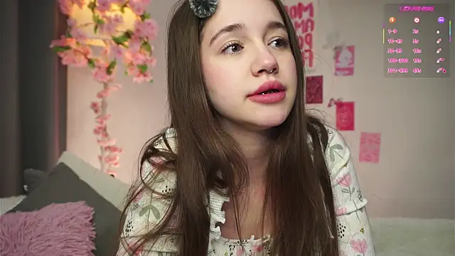 AmiLewis online show from January 2026 01:07:02 AM