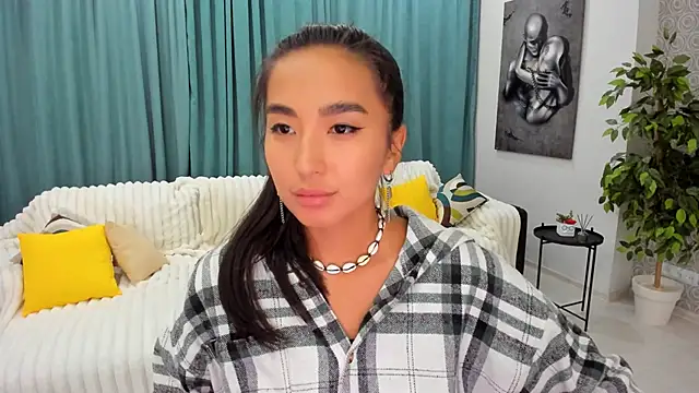 worldofkim online show from January 2025 03:50:01 PM