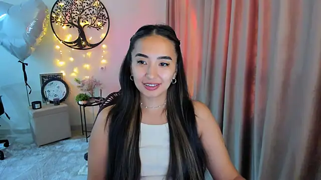 worldofkim online show from May 2026 03:37:02 AM