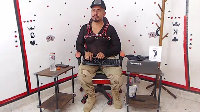 KalethBigDick online show from January 2025 08:02:01 PM