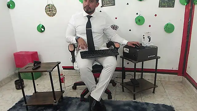 KalethBigDick online show from July 2026 03:43:01 PM
