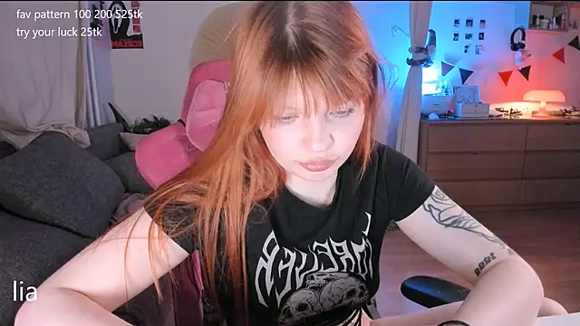 Snapshot of lil_lia chatting on March 2026 09:19:02 PM lil lia online show from March 2026 09:19:02 PM