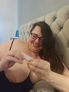 Sexy Binxy online show from July 2026 12:48:02 PM